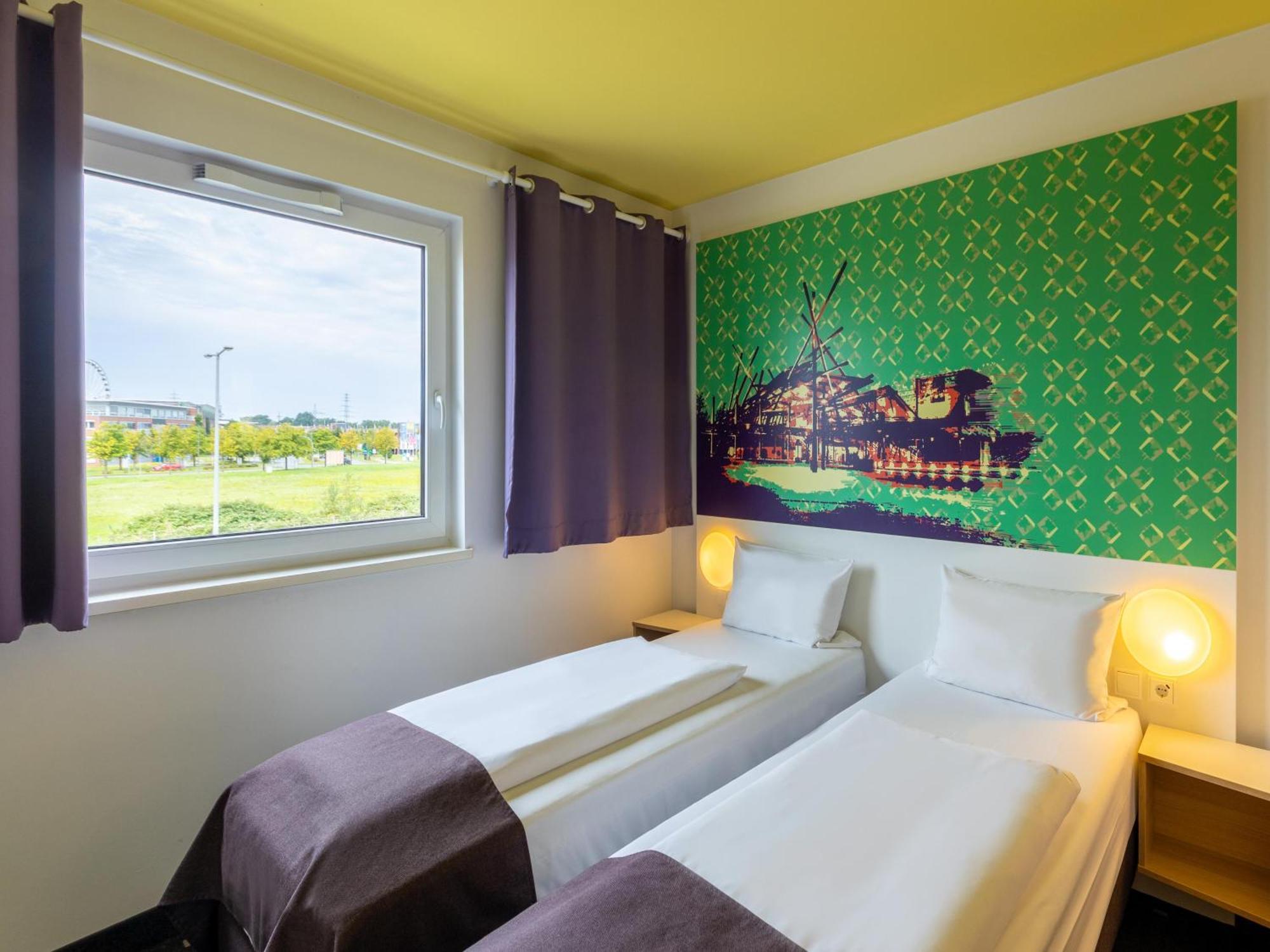 B&B Hotel Oberhausen Am Centro Exterior photo