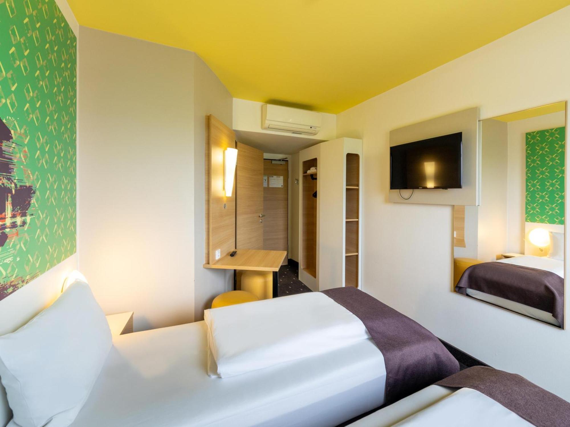 B&B Hotel Oberhausen Am Centro Exterior photo
